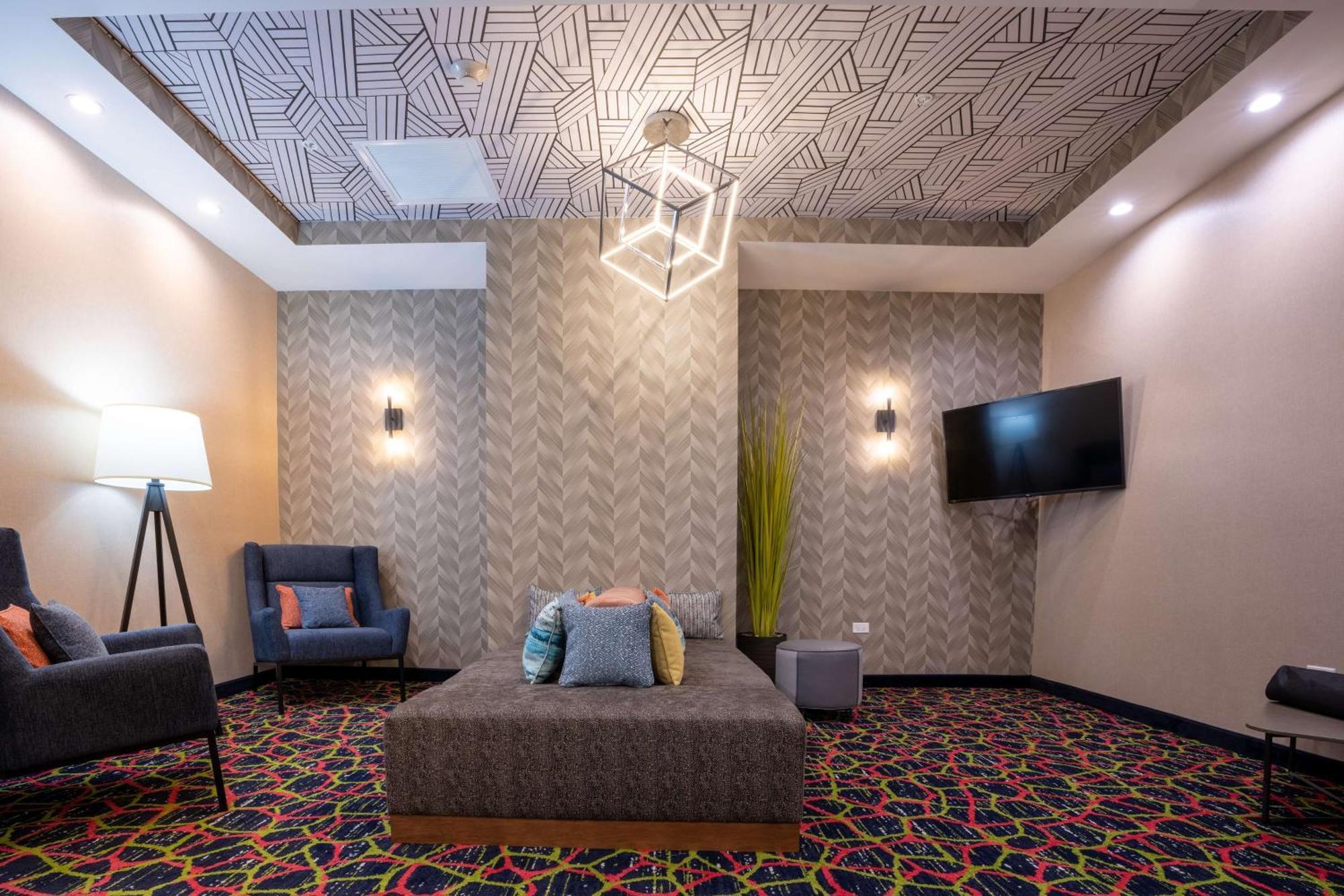 Hotel Hampton By Hilton Chicago