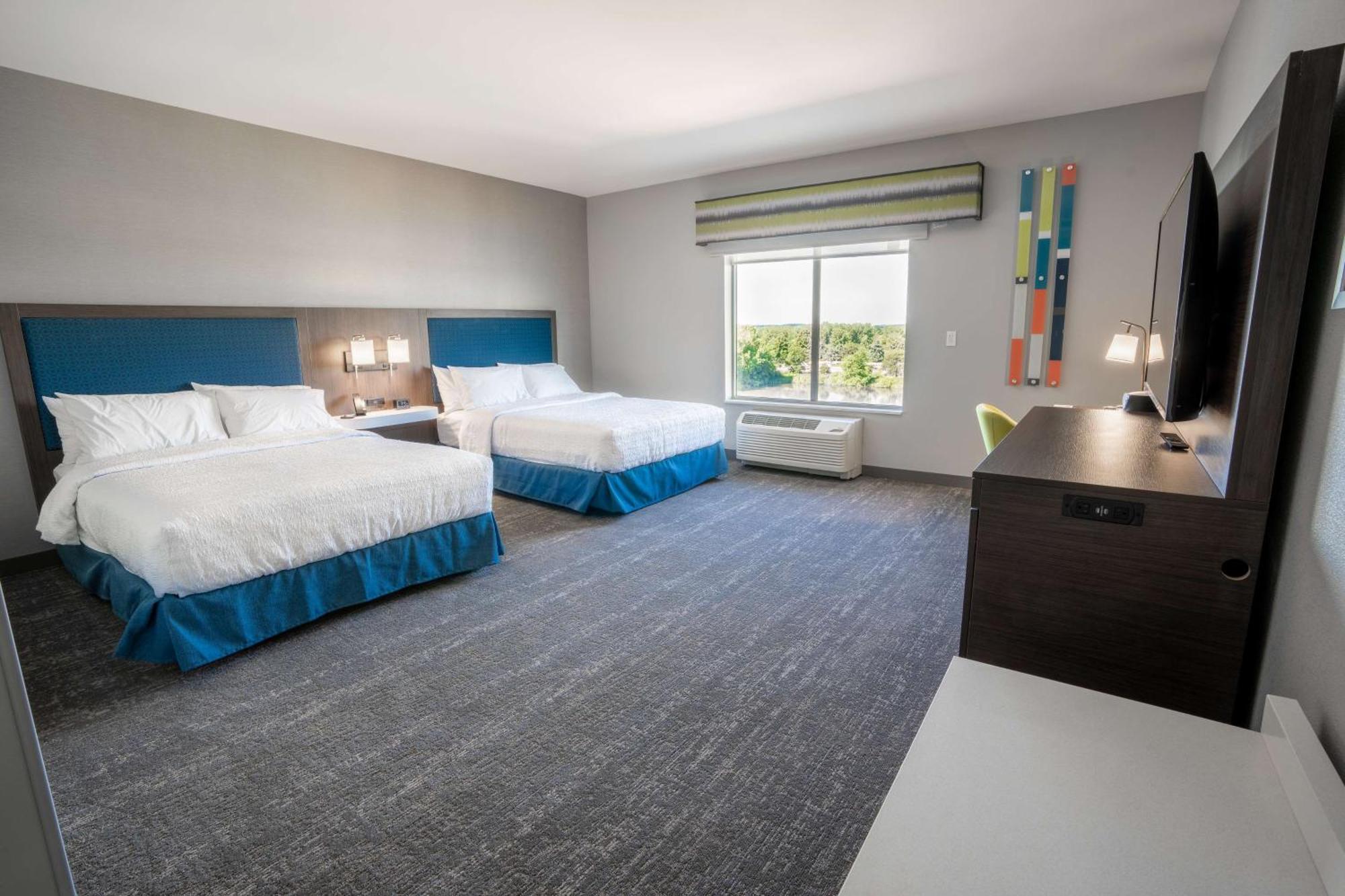 Hotel Hampton By Hilton Chicago Huntley